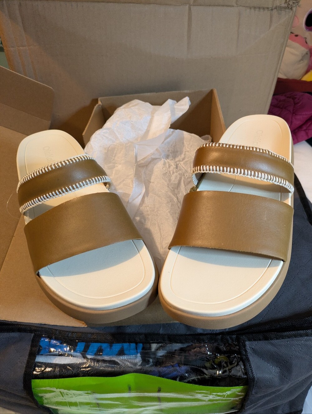 OluKai Pae Leather Slide Platform Sandals Tan White Sand Women’s Size 10 NEW
